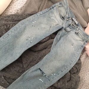 Zara Mid Rise Distressed Jeans Size 8 (Eur 40)